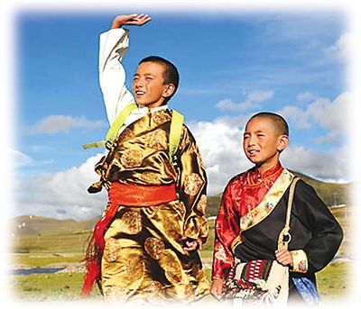 一个名字、两个男人、40年的命运跌宕&hellip;&hellip;寥寥数语，道尽两个藏族男人纠葛的一生，也概括出影片《西藏天空》的主线。