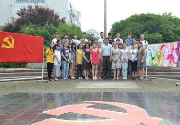 点击在新窗口打开