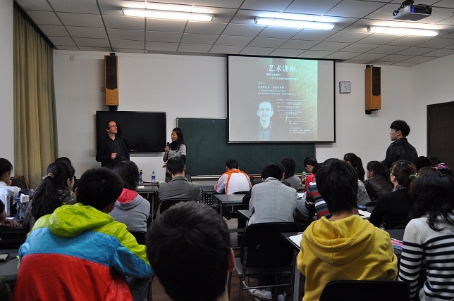 点击在新窗口打开