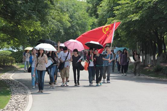 点击在新窗口打开