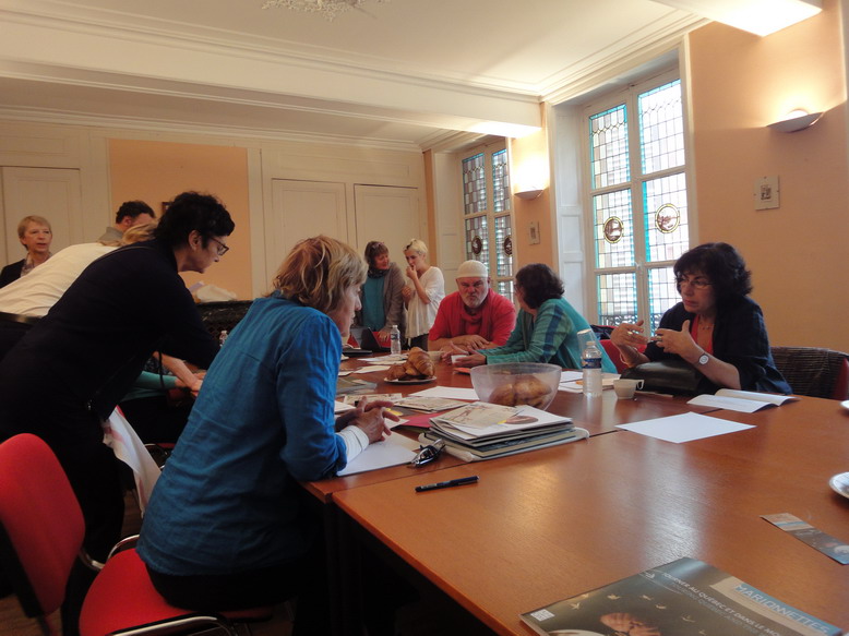 点击在新窗口打开