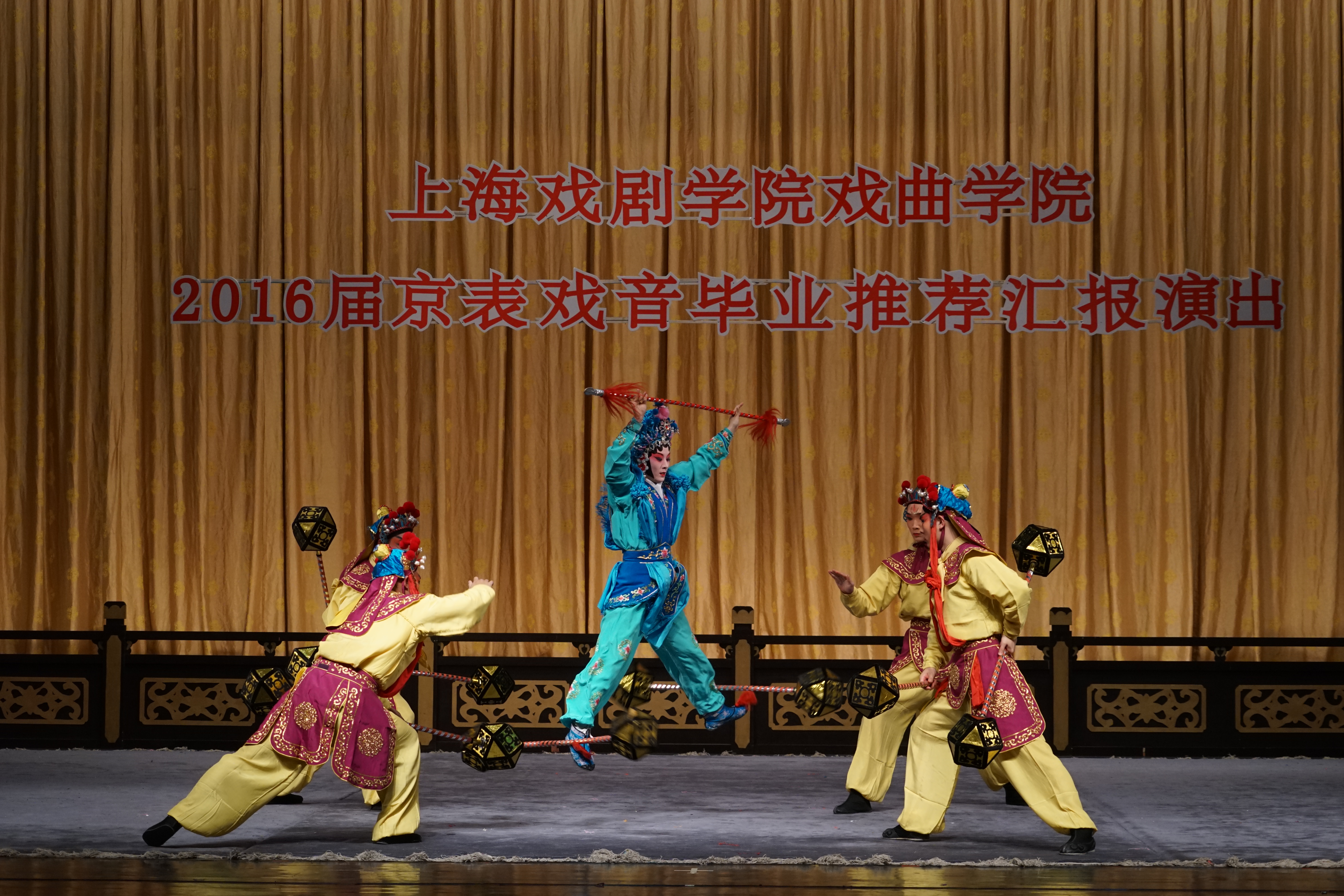 点击在新窗口打开