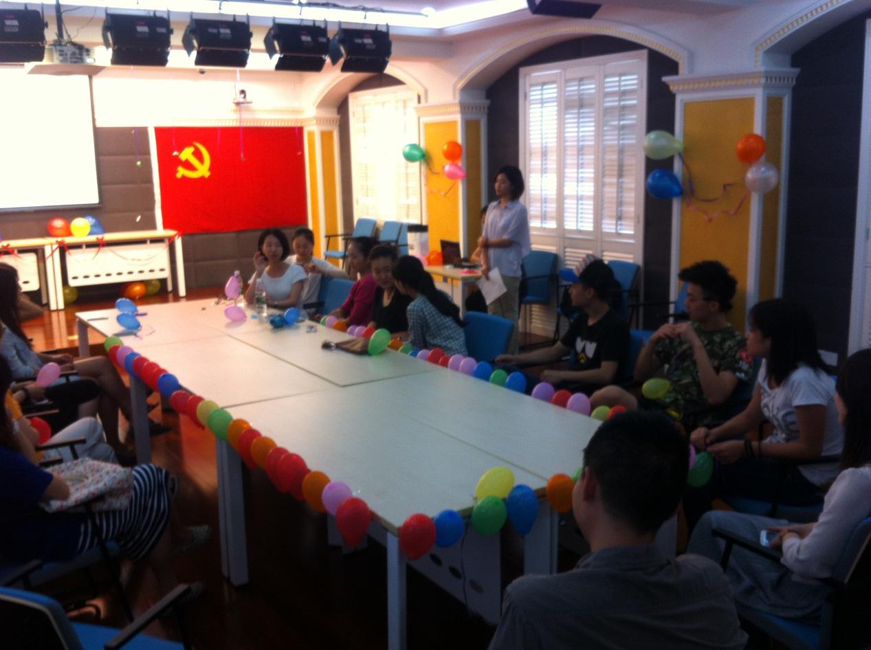 点击在新窗口打开