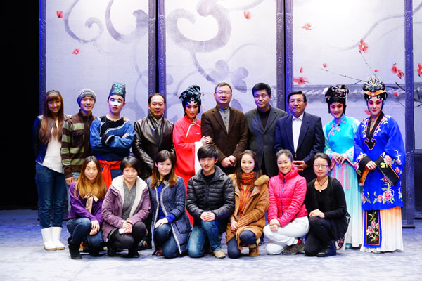 点击在新窗口打开