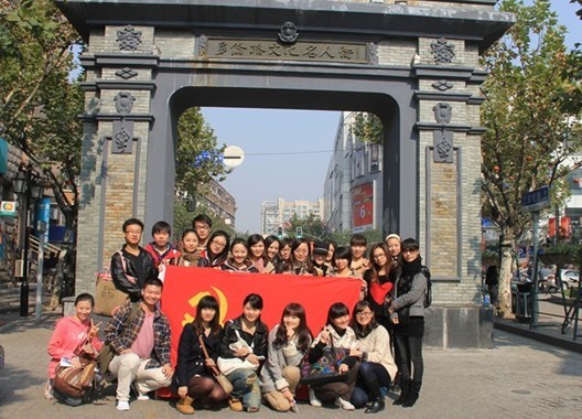 点击在新窗口打开