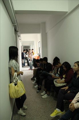 点击在新窗口打开